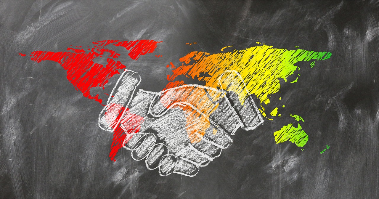 shaking-hands-2499628_1280.jpg